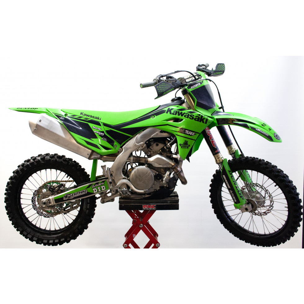 Kawasaki KX450 24