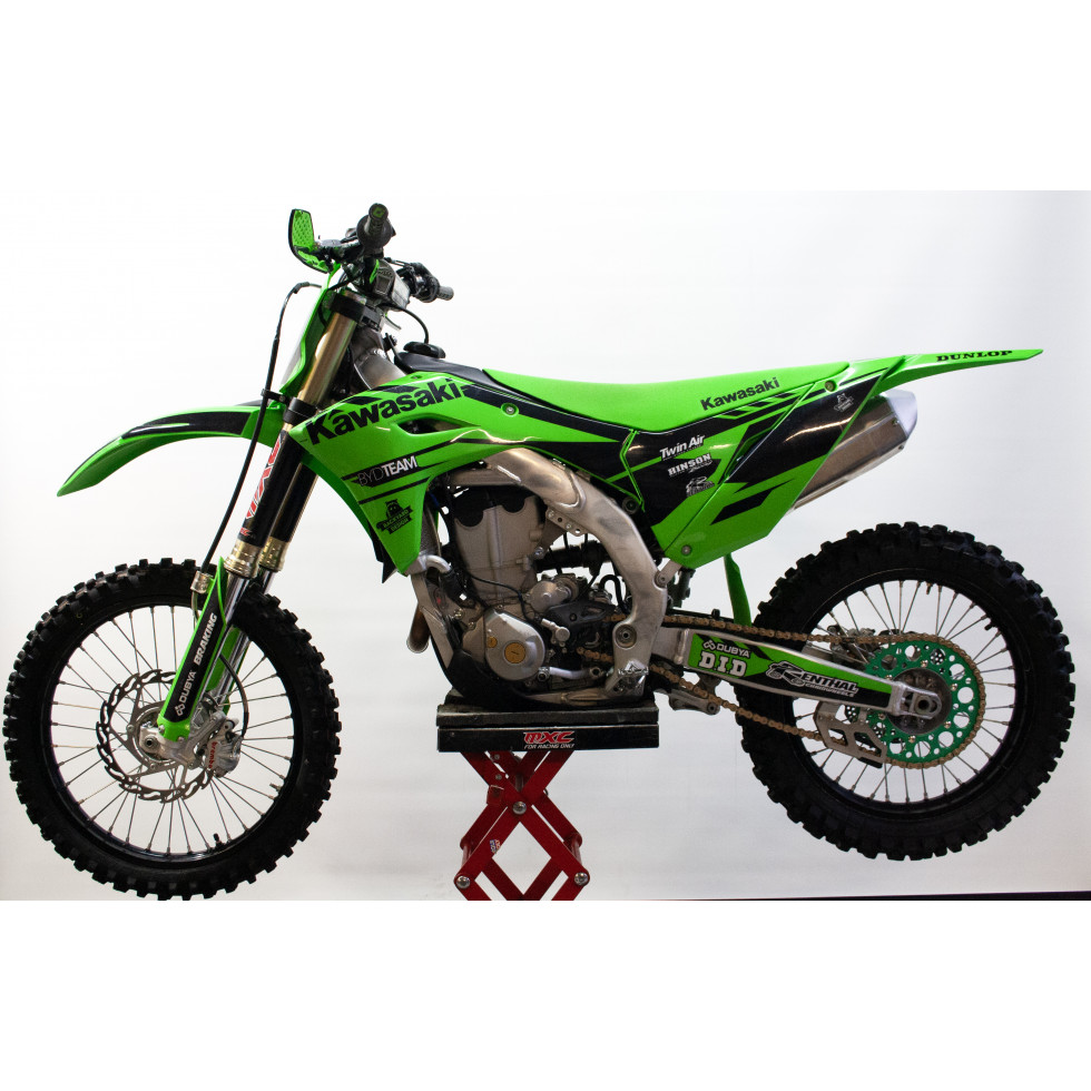 Kawasaki KX450 24