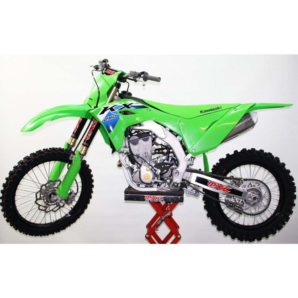 Kawasaki KXF250 26