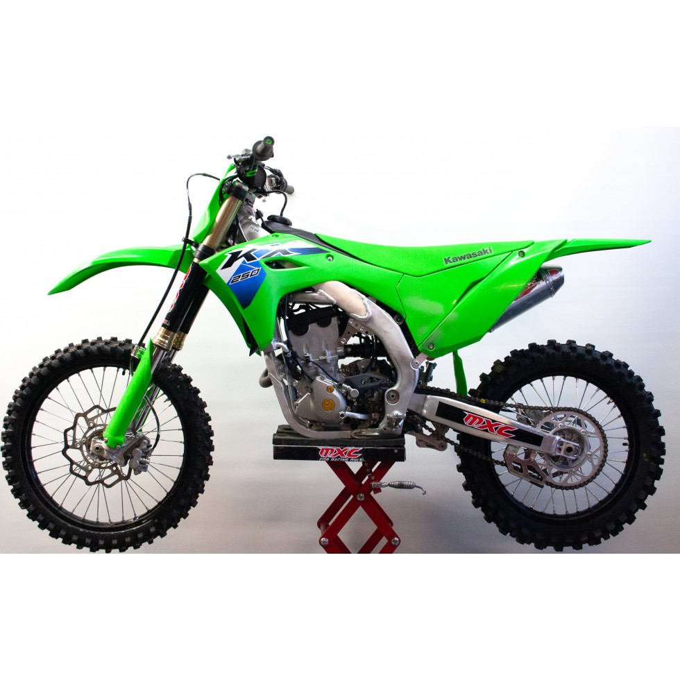 Kawasaki KXF250 26