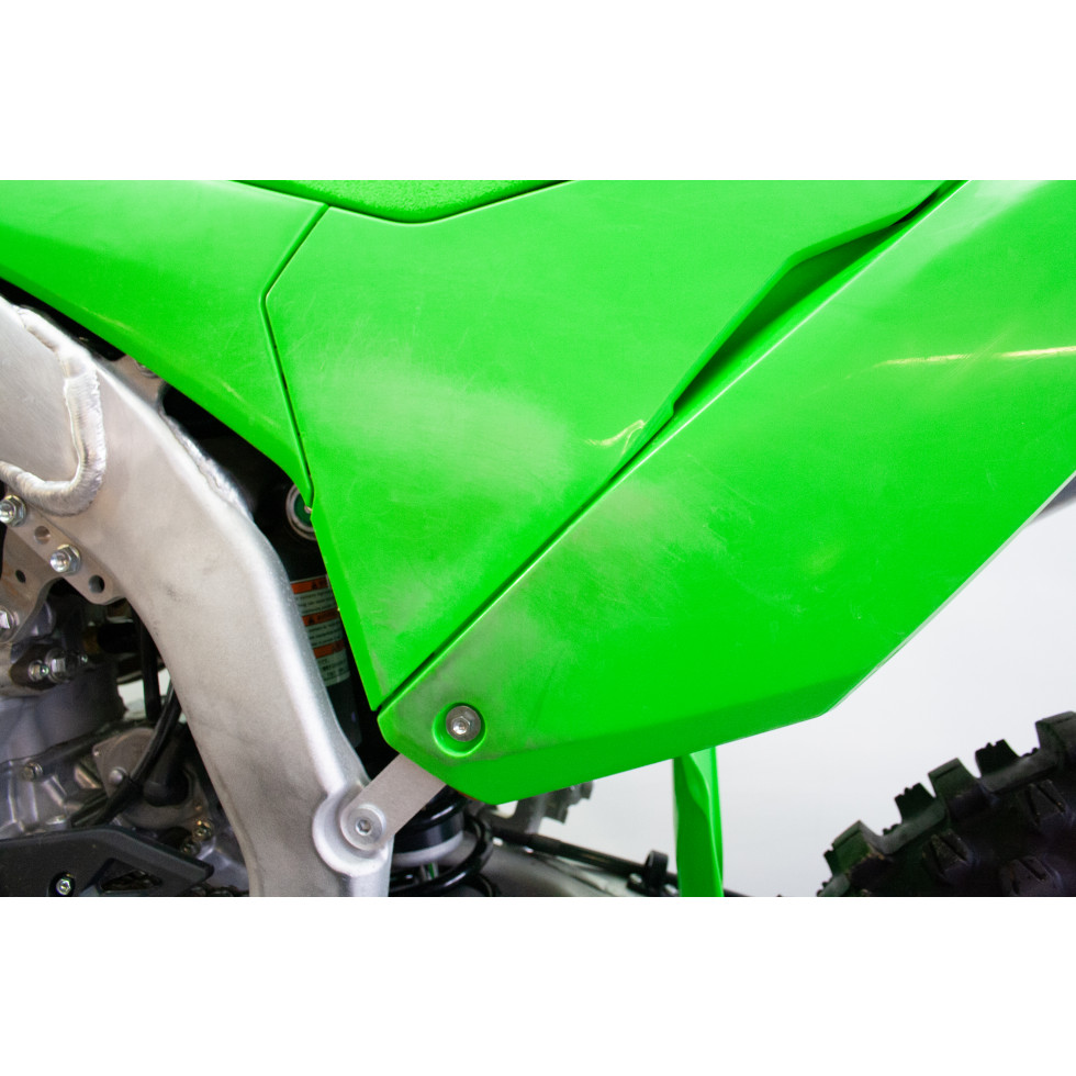 Kawasaki KXF250 26